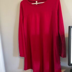 Chic Long Sleeve Dress in Vibrant Red